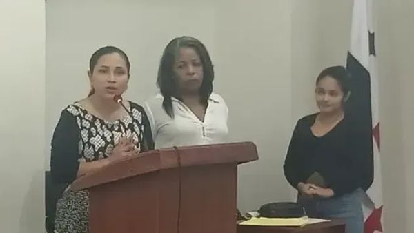 CSS dialoga con pacientes de espina bífida en Panamá