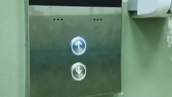 Nuevos elevadores optimizarán atención en Hospital Arnulfo Arias