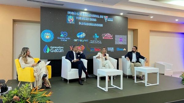 Autoridades y empresas analizan turismo en Colón