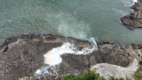 PH de Paitilla descargó pintura al mar; MiAMBIENTE actúa