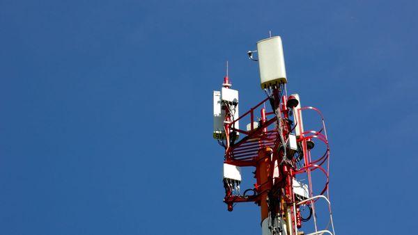 Panamá fija en $235,034 por MHz el precio del espectro para bandas 5G