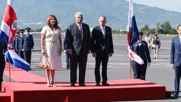 Mulino refuerza lazos en investidura tica
