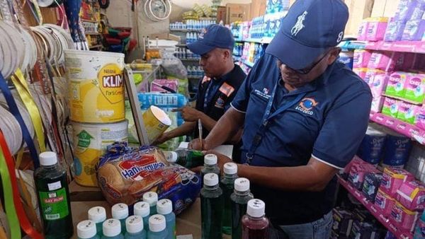 Acodeco halla productos vencidos y balanza irregular en Coclé