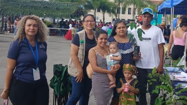 MiAMBIENTE en Feria del Mango promueve conciencia ambiental