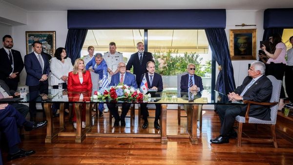 Mulino en Posidonia: empleos, bandera panameña y el debate sobre sus viajes