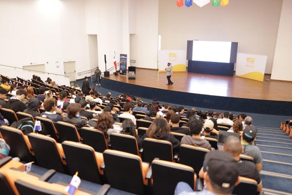 ITSE participa en charla de Alfabetización Constitucional