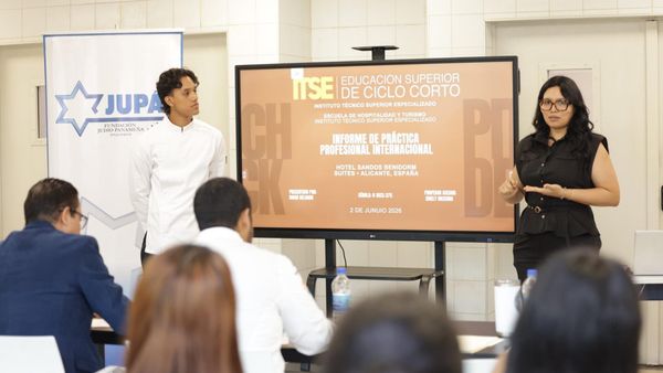 ITSE: Estudiante completa práctica culinaria en España