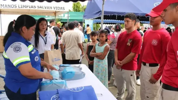 CSS atendió a más de 300 en feria de Bocas del Toro