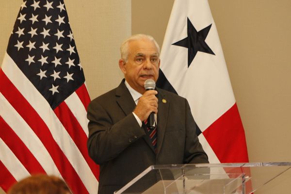 Carnes de Coclé y Macello exportaron $117M en 2024. El gusano barrenador acaba de llegar a Texas