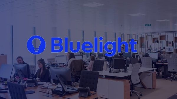 Bluelight busca un arquitecto de IA para toda Latinoamérica — y el puesto está en Panamá