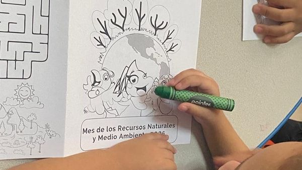 MiAMBIENTE educa a niños de Parita en el cuidado ambiental