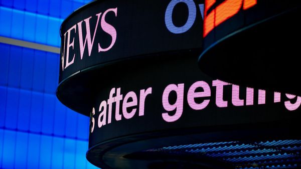 Fox podría ganar hasta $600 millones con las pausas del Mundial que todos odian