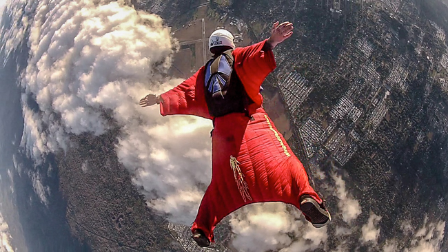 wingsuit diving