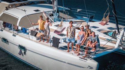 Living With A Family Of 5 On A Sailboat