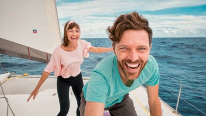 LIVING 500 MILES FROM LAND (sailing to New Zealand)