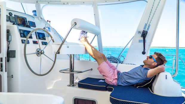 A Glimpse of The Sweet Life – Sailing Our Dream Boat