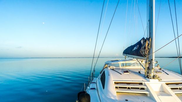 Sailing Schooled Ep. 4 – Roving Fender & Bob Overboard