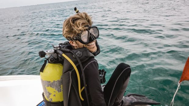 Sea Monsters & Our First Sailboat Scuba Dive