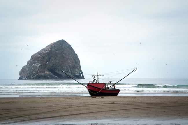 haystack rock and dory boat