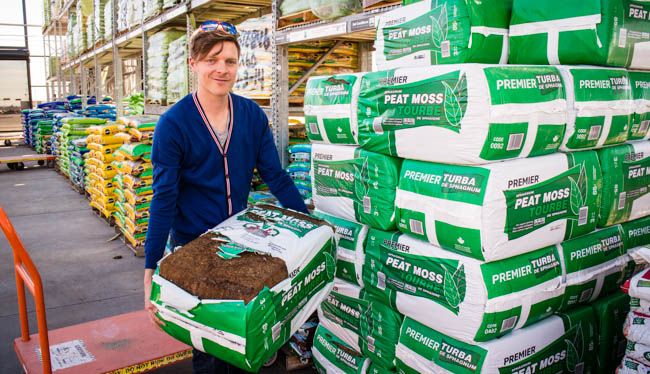 composting toilet peat moss