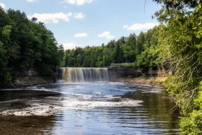 tahquamenon falls michigan