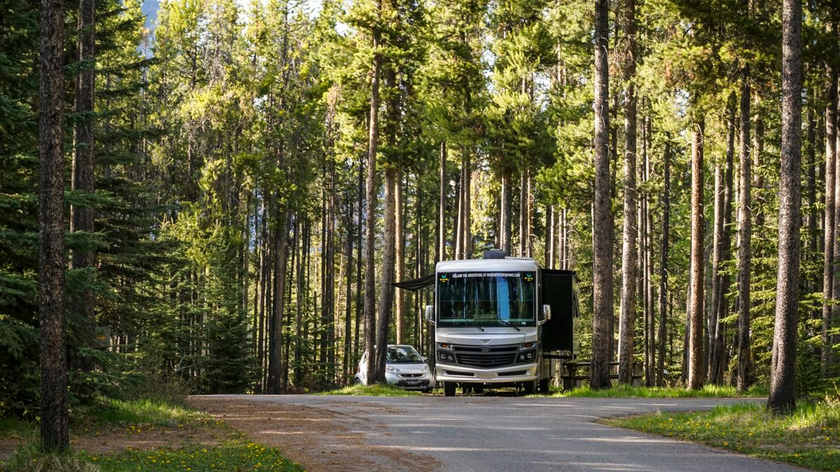 rv parking banff