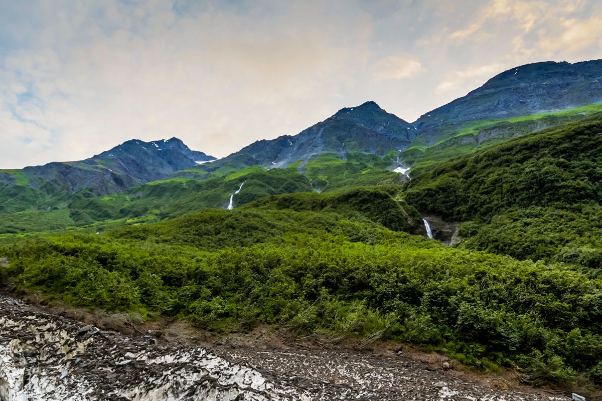 hiking the Richardson highway