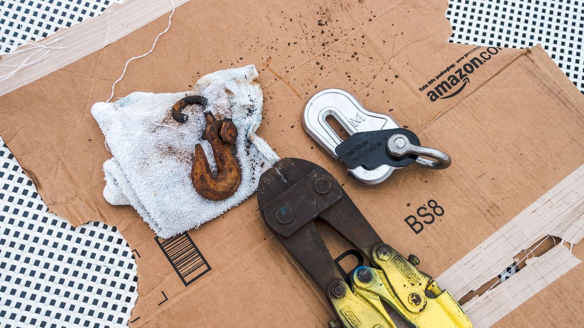 New catamaran bridal hook