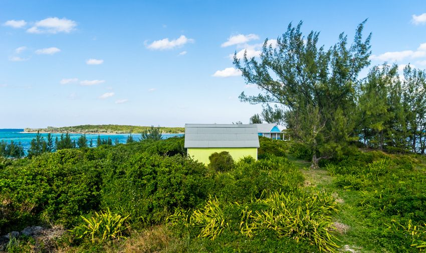 exploring abandoned island bahamas