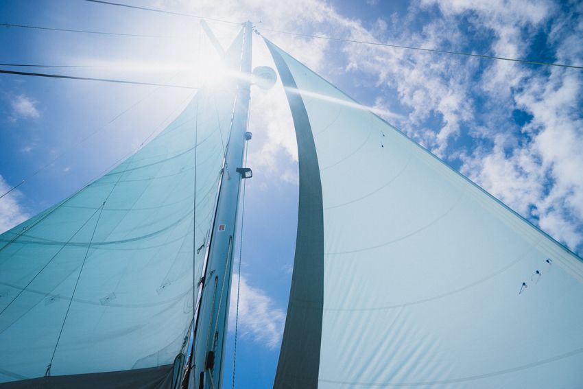sailing the bahamas