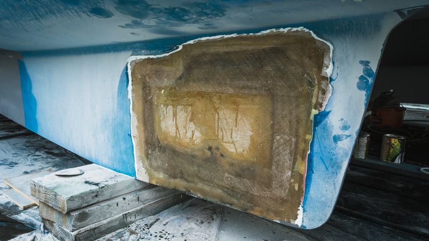 fiberglassing up the keel