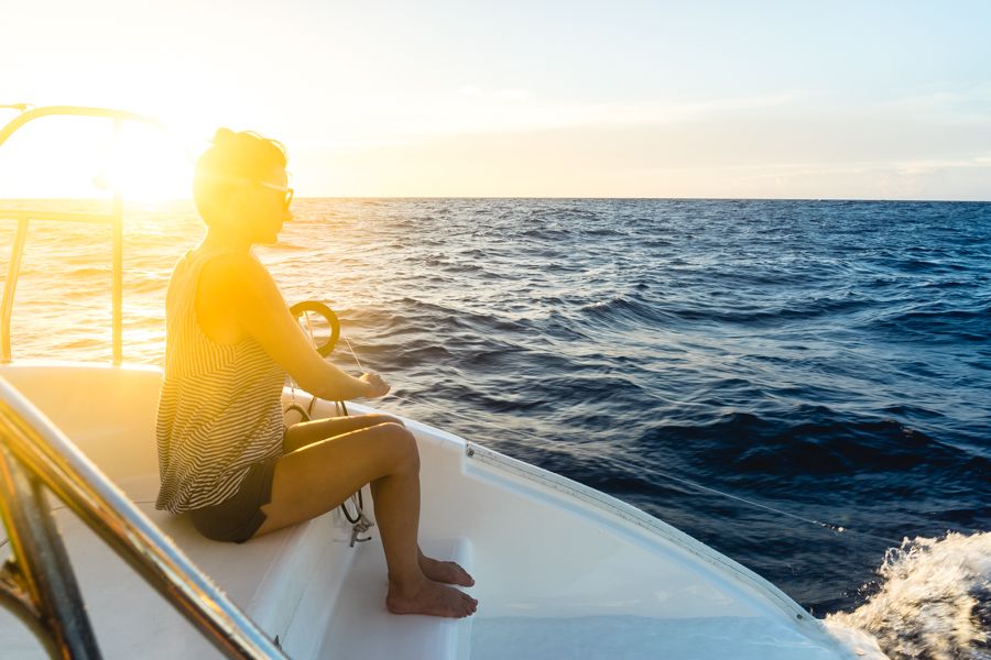Sailing passage to panama