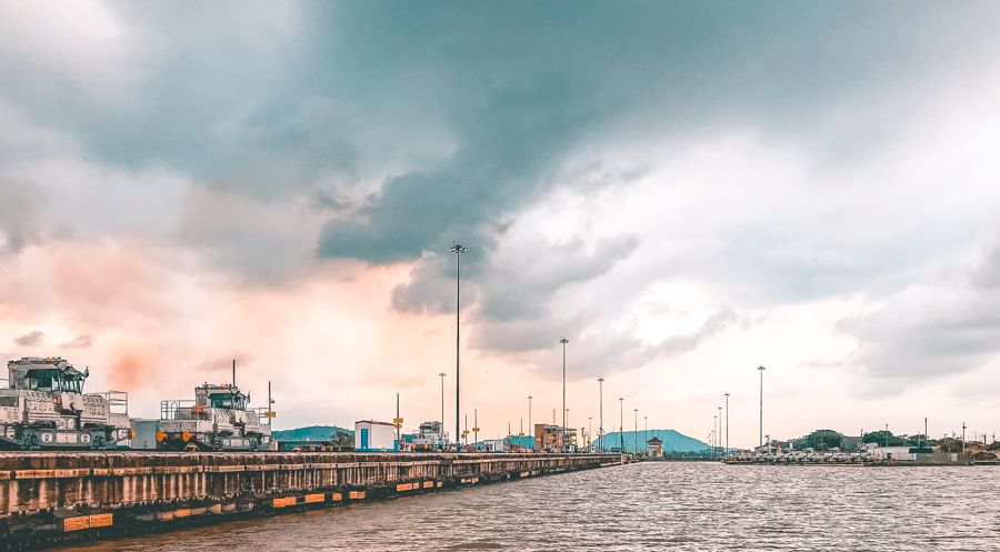 transiting the panama canal