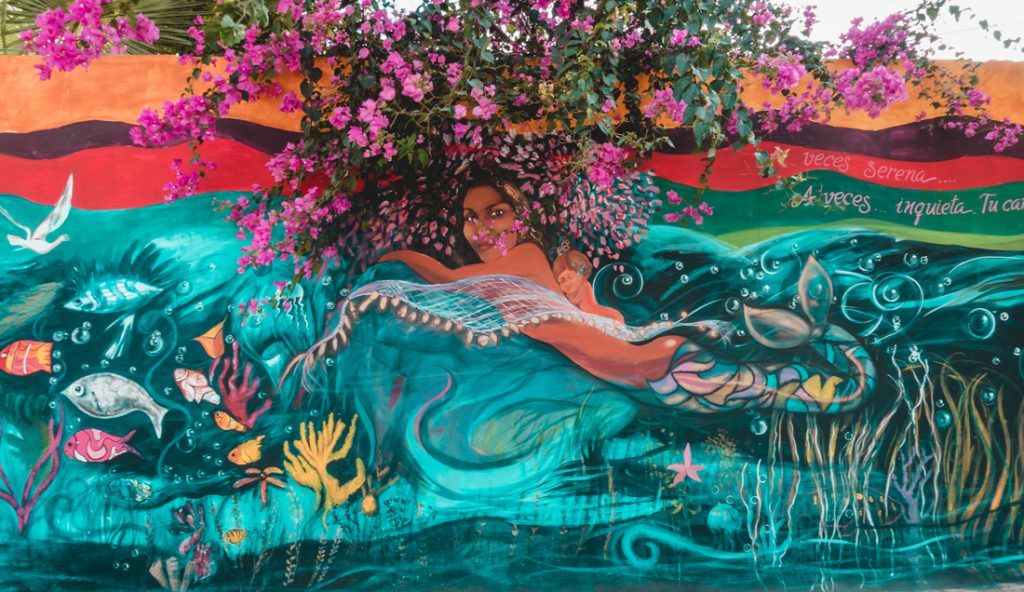 Bahia De Caraquez Street Art
