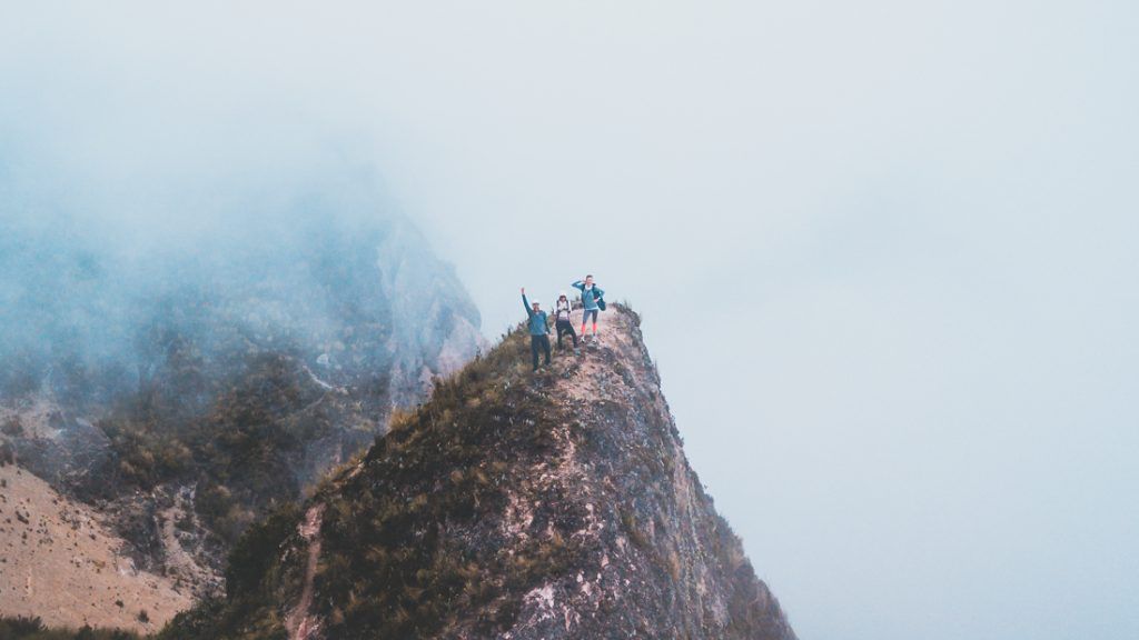 epic hiking in ecuador