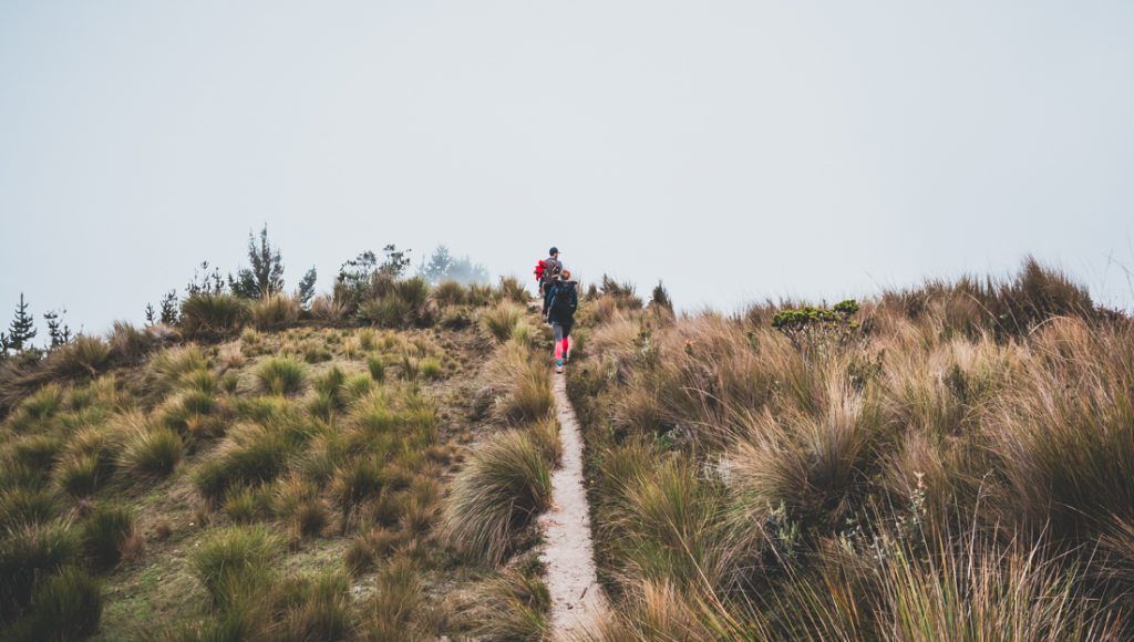 quilotoa lake hike