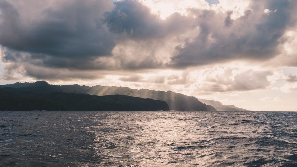 land ho, sailing across the pacific
