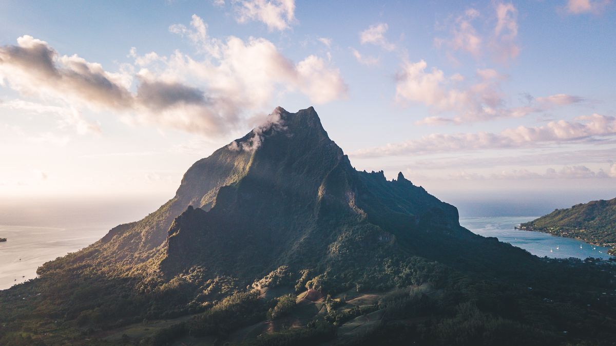 prehistoric views of wild moorea