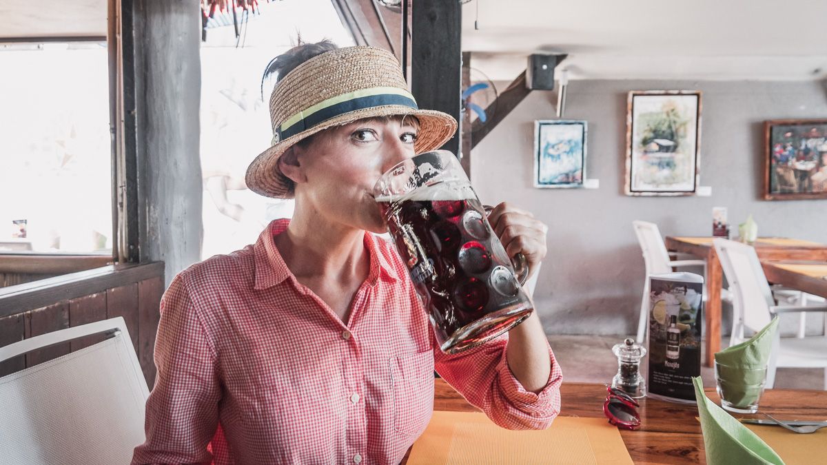 nikki drinking a Polynesian sized beer