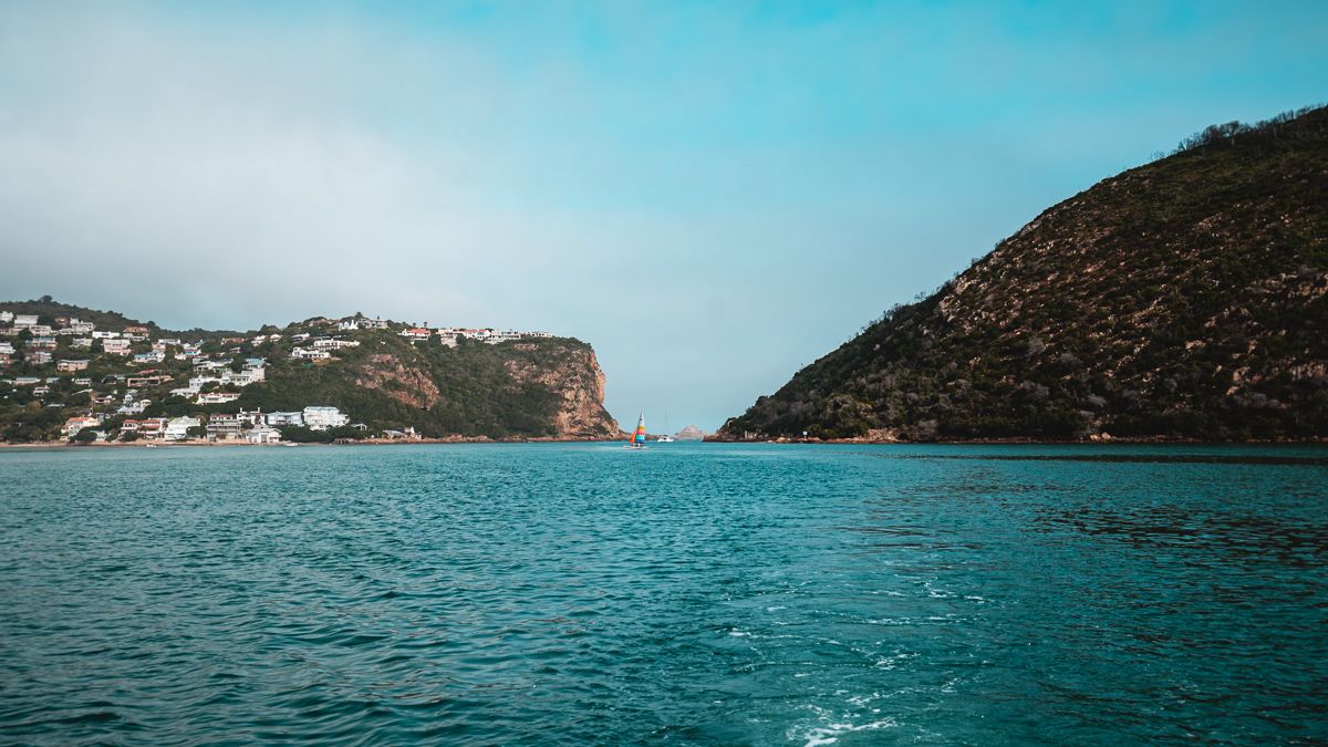 sailing through the knysna heads south africa