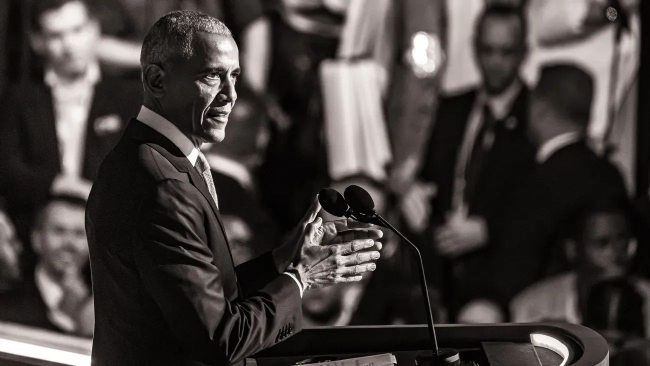 Obama pushes Democrats on housing