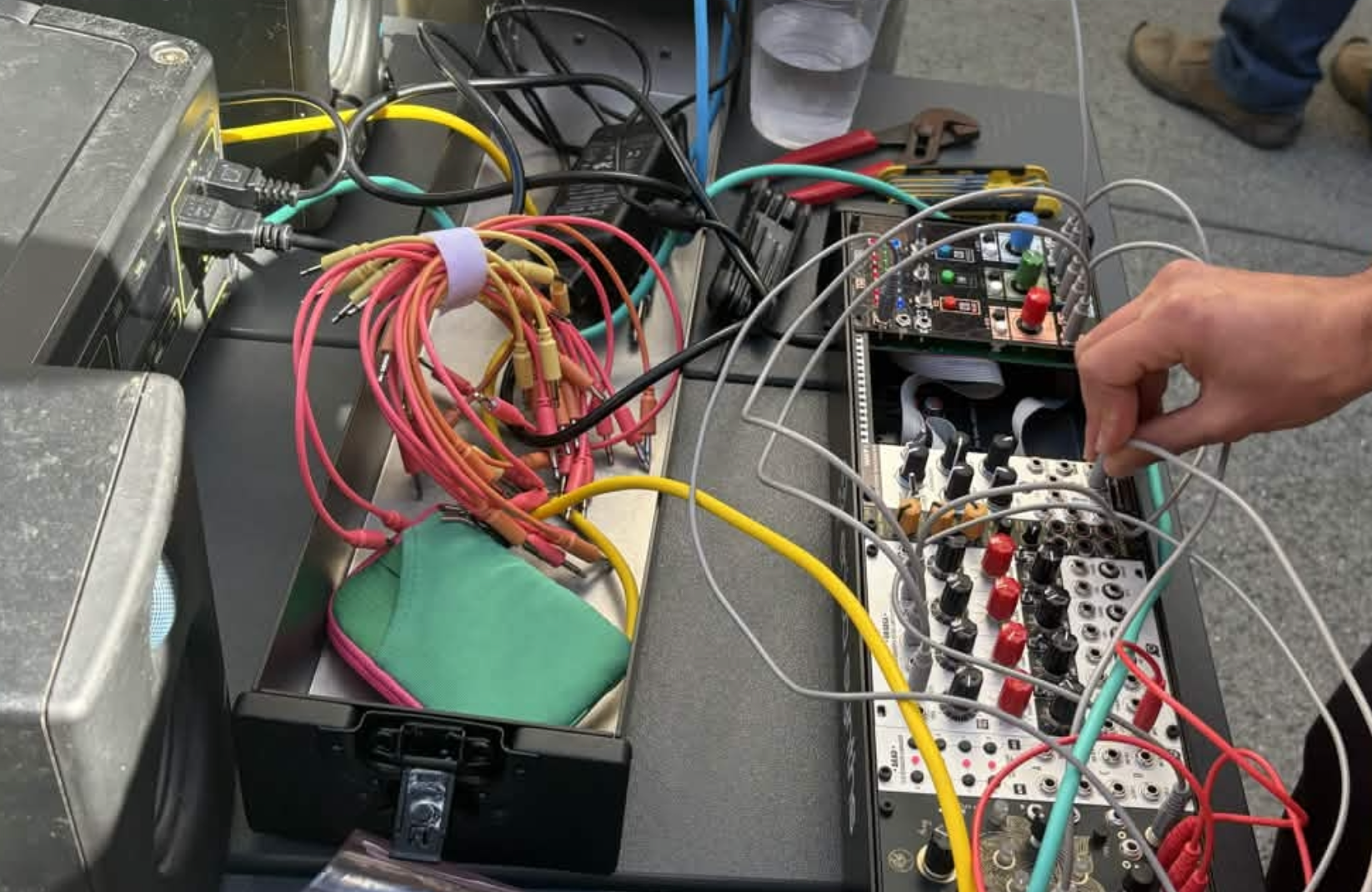 Tracing the many paths of the analog synth