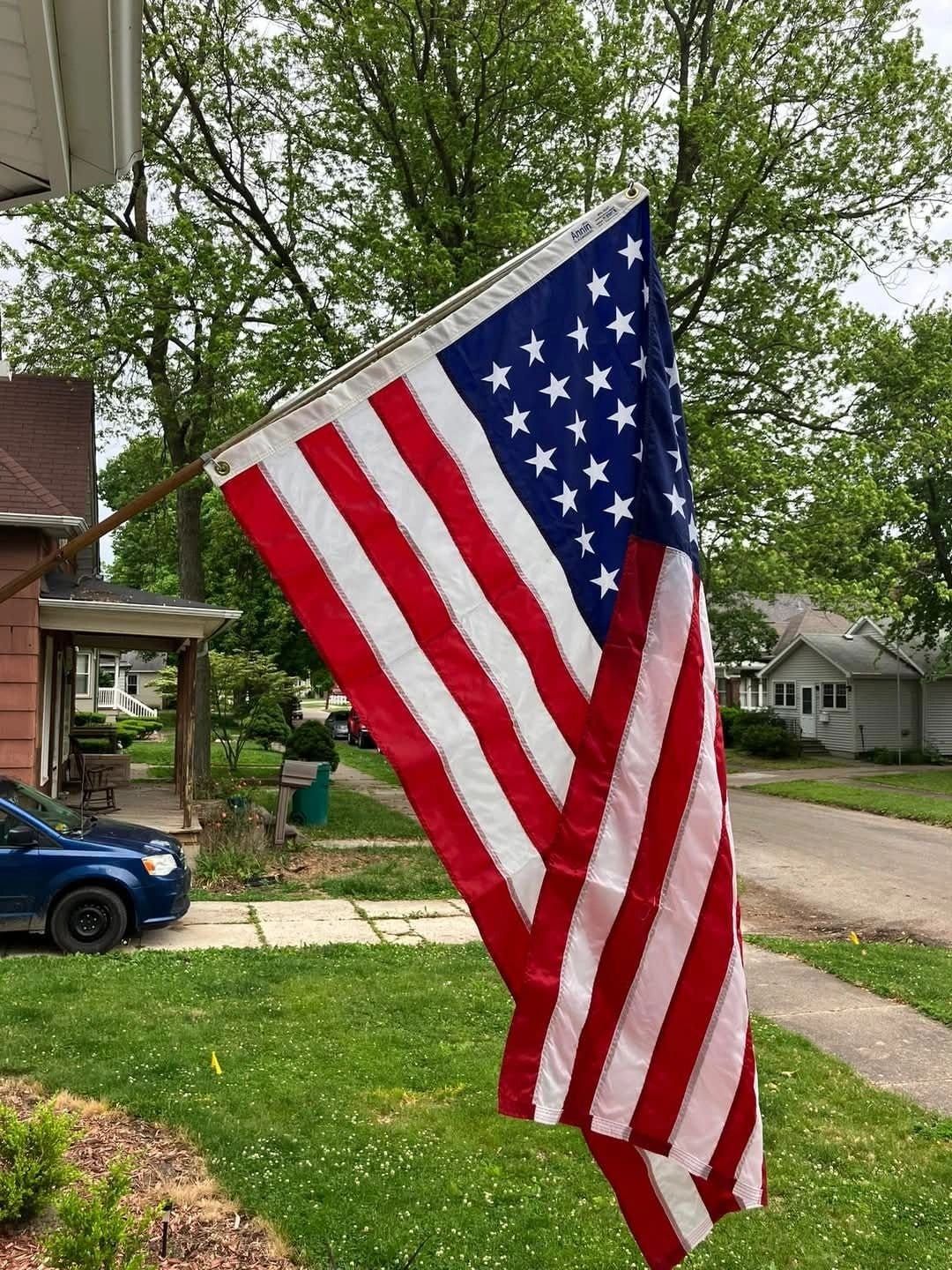 Reed’s Civil War Flag Flies Again, Stumps the Neighborhood