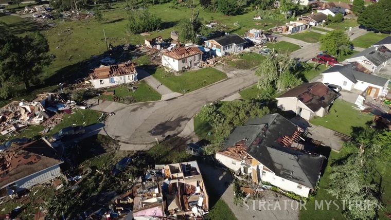 Streator homes damaged in the June 11th tornados. Photo by Streator Mysteries