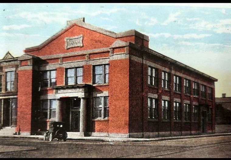 From Secrets to Spotlights on Park St: Silver Fox and 122 Club