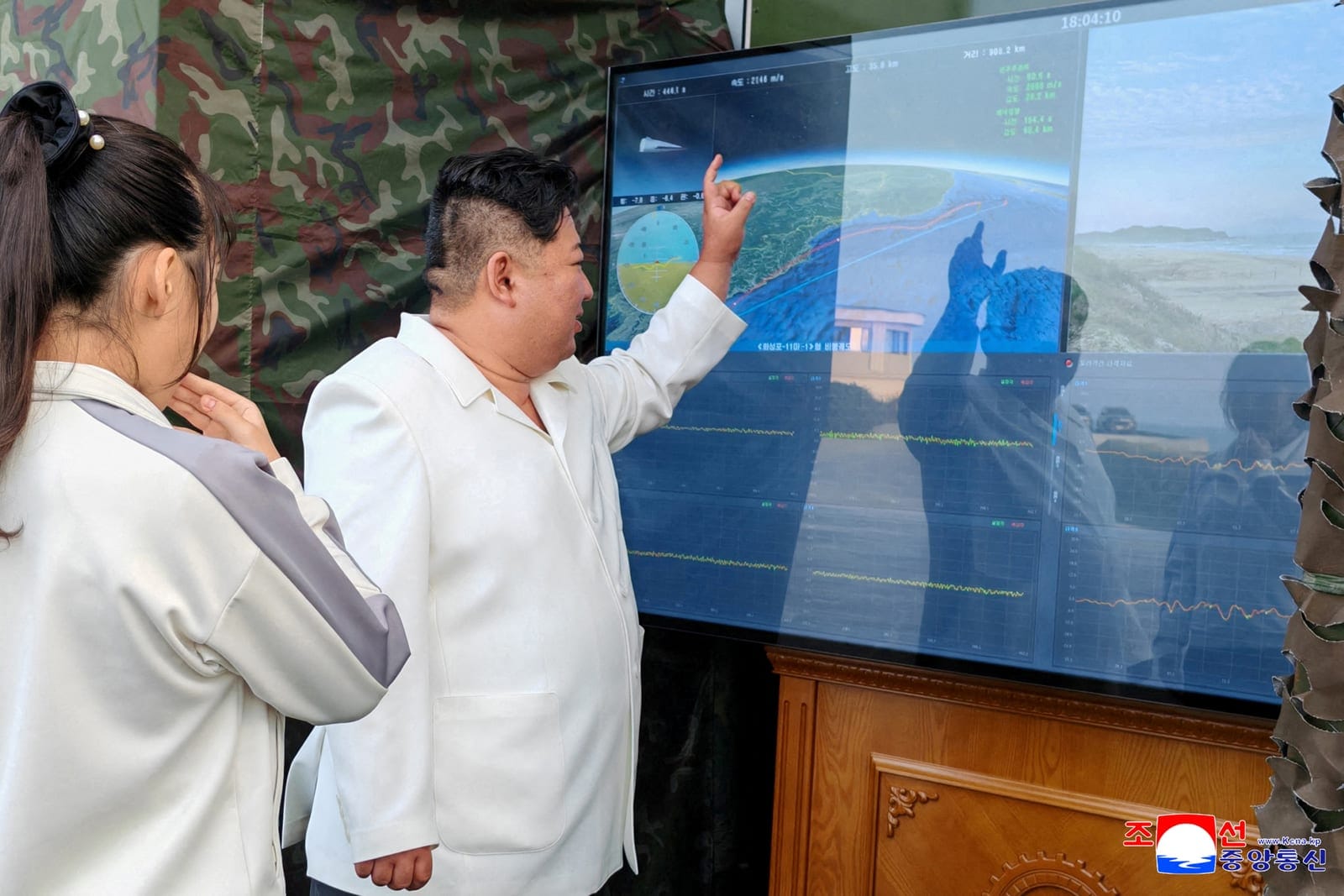North Korean leader Kim Jong Un, accompanied by his daughter Kim Ju Ae, attends a test of a new type of weapon at an undisclosed location, North Korea, September 20, 2026, in this picture released by North Korea's official Korean Central News Agency.