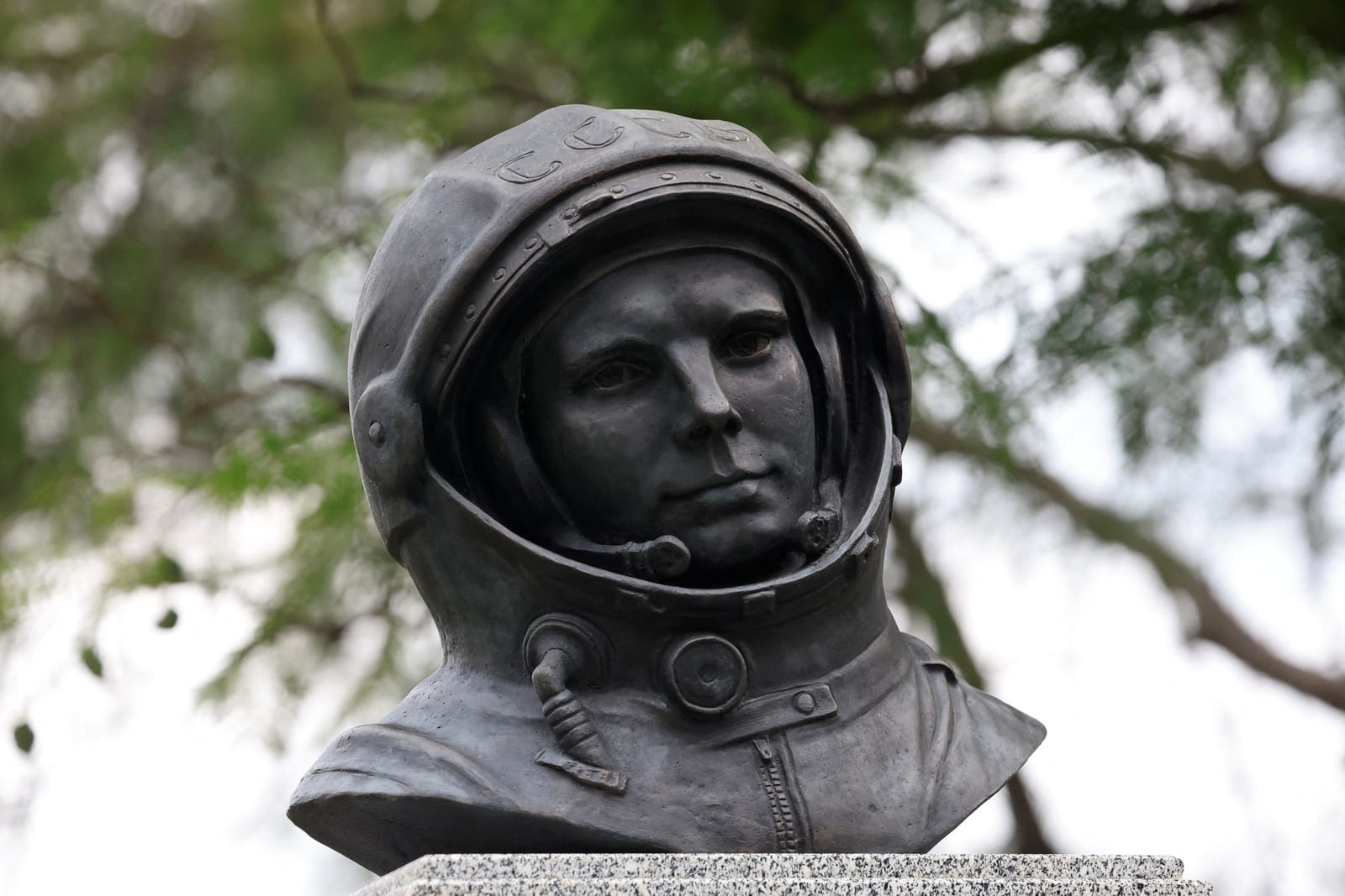 A monument honouring Yuri Gagarin, a Soviet pilot and cosmonaut who became the first person to journey into outer space in April 1961, is seen at Fatima Jinnah Park in Islamabad, Pakistan, September 24, 2026. REUTERS/Akhtar Soomro