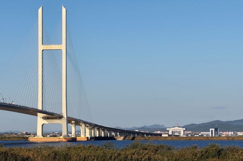 New Yalu River Bridge seen from Dandong