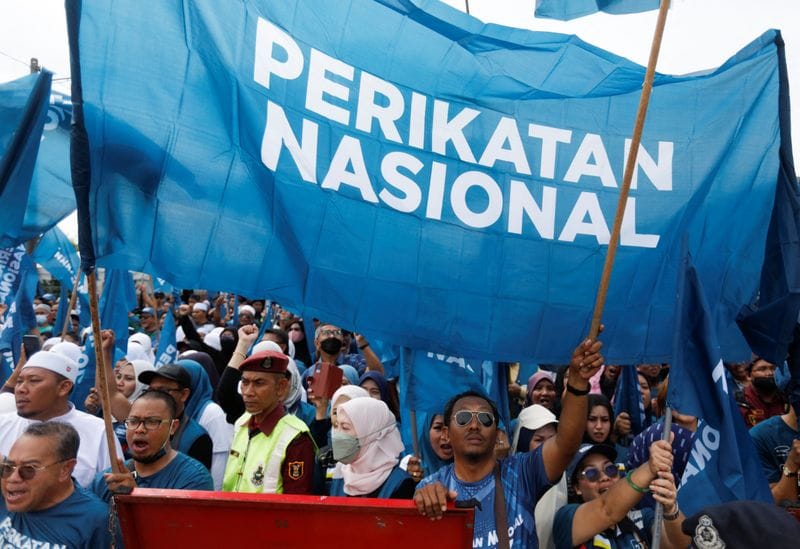 Malaysia's general election candidates submit nominations