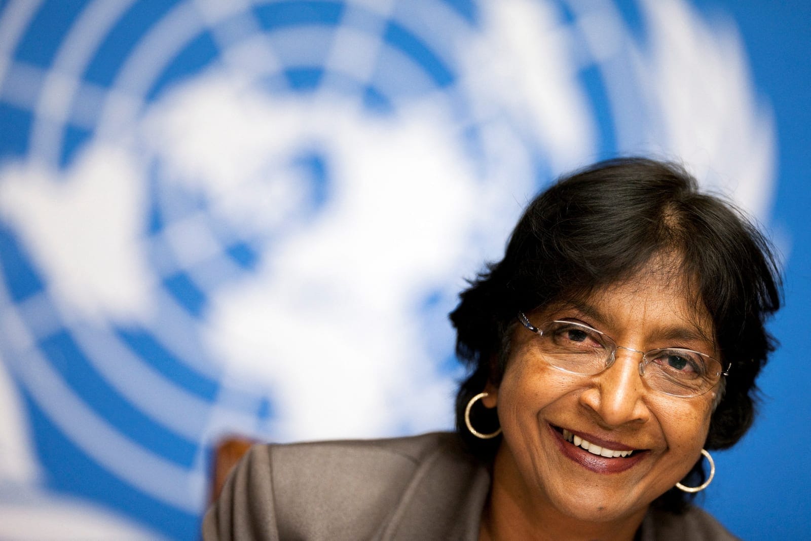 FILE PHOTO: U.N. High Commissioner for Human Rights Navi Pillay addresses a news conference on the situation in Tunisia at the European headquarters of the United Nations in Geneva, Switzerland January 19, 2011. REUTERS/Valentin Flauraud/File Photo
